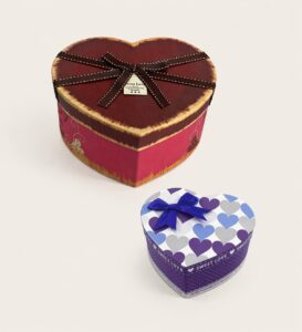 heart-shaped-decorative-nesting-gift-boxes-with-lids